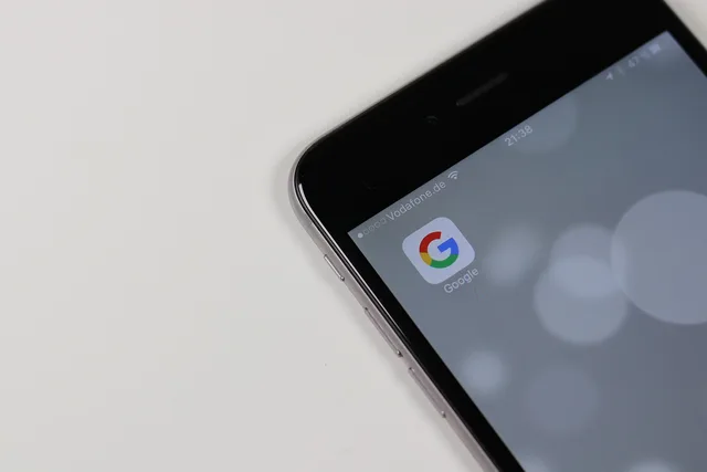 smartphone, app, google, social media, mobile, technology, networking, iphone, touch screen, application, phone, looking for, google, google, google, google, google. How to brief a paid social agency without promising market growth