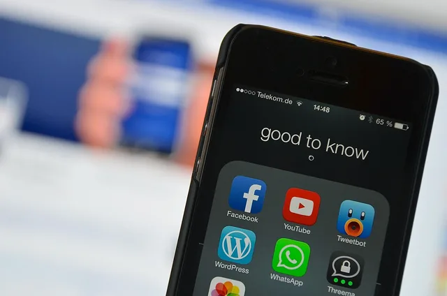 social media, facebook, social network, communication, social, social networking, internet, multimedia, technology, contact, media, digital, youtube, youtube, youtube, youtube, youtube, youtube. 3 ways Ofcom and IAB UK data get misread as paid-social benchmarks